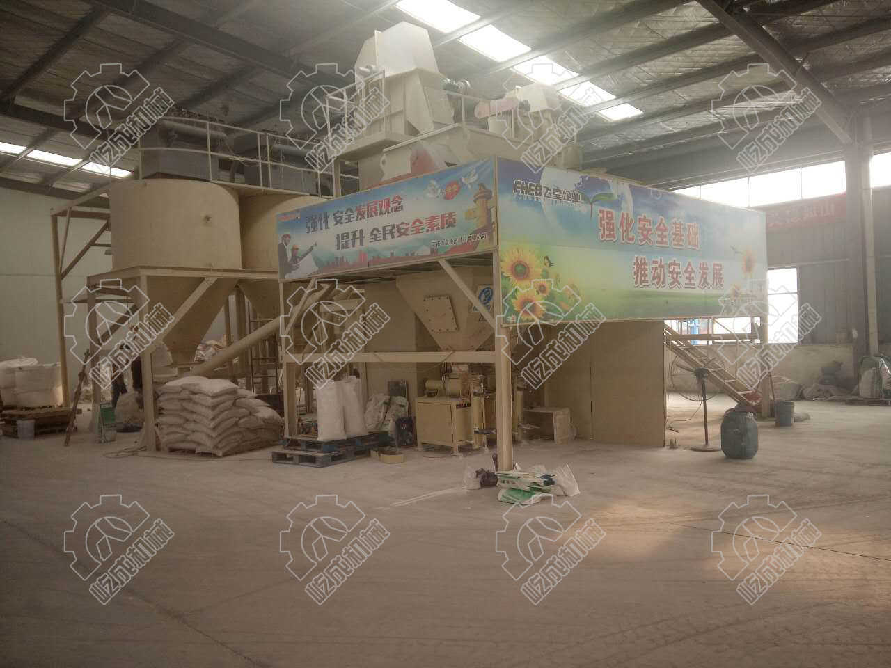 尉氏飛煌企業(yè)干粉砂漿生產設備現場